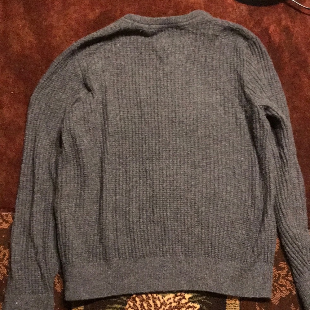Gap Men's Charcoal Gray Crew Sweater - like new - Picture 3 of 3